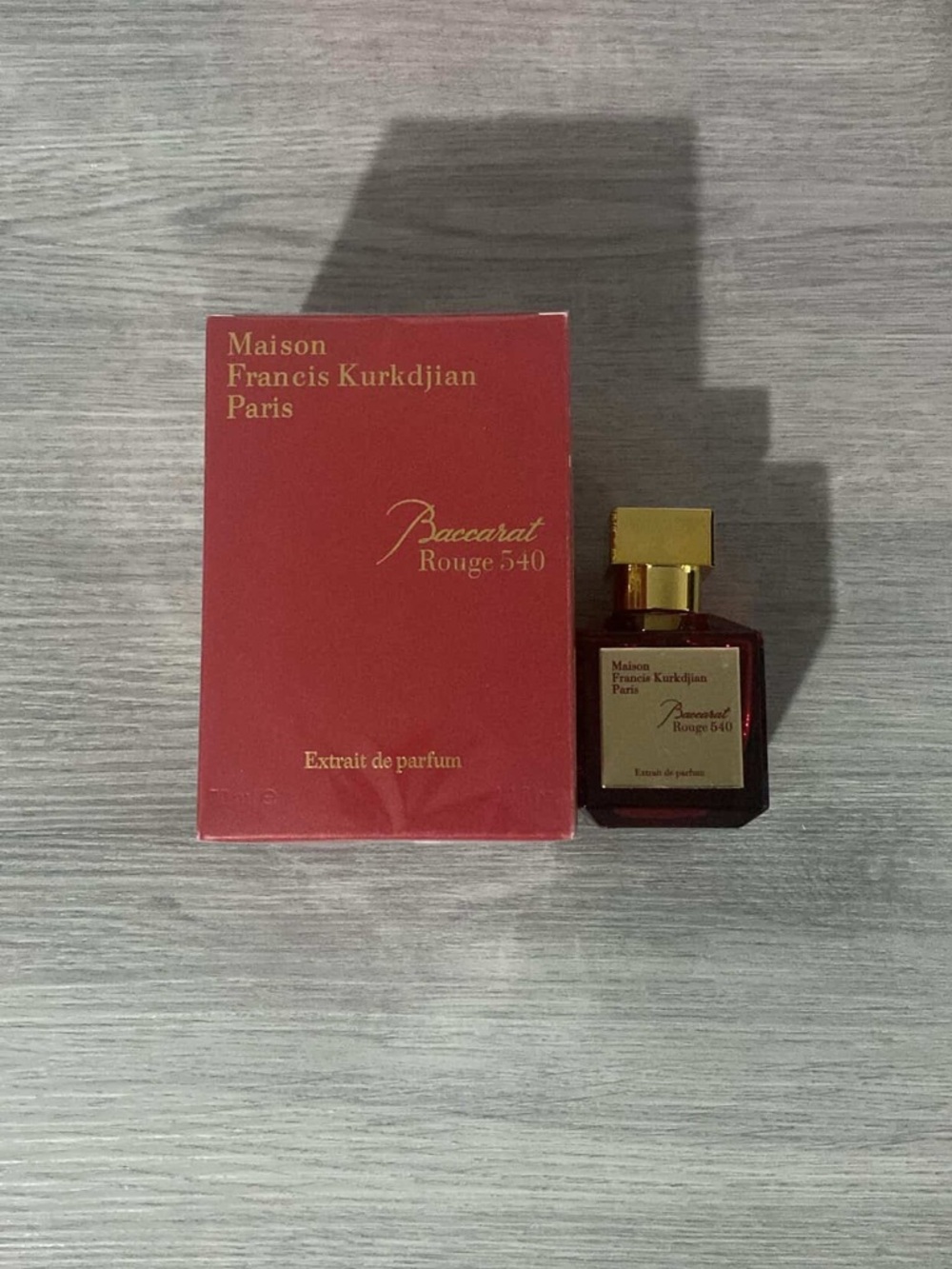 Maison Francis Kurkdjian Baccarat Rouge 540 Extrait - Red with Gold Accents